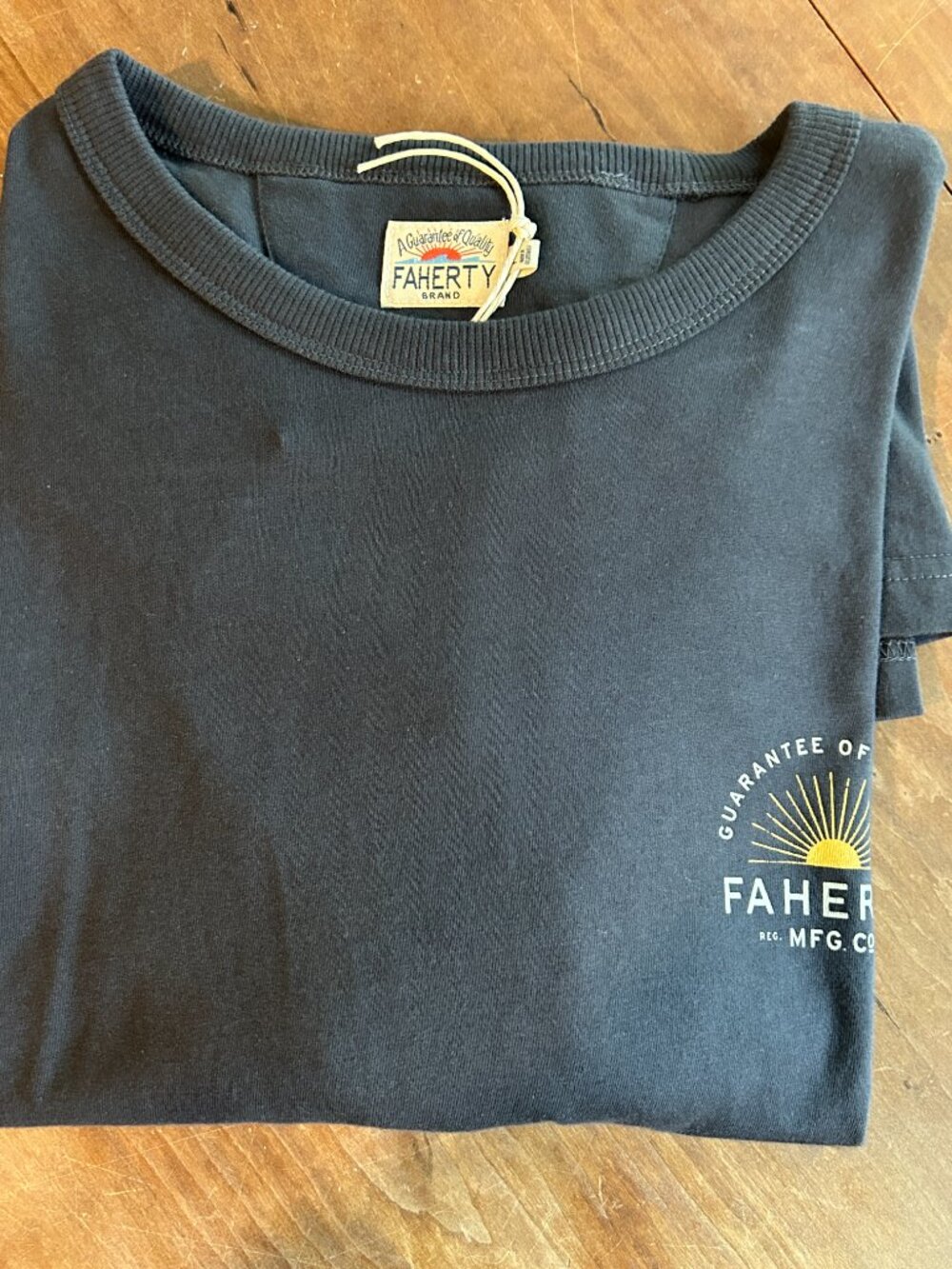 Faherty Men's L, Long Sleeve Graphic T-shirt, Washed Black, NWT